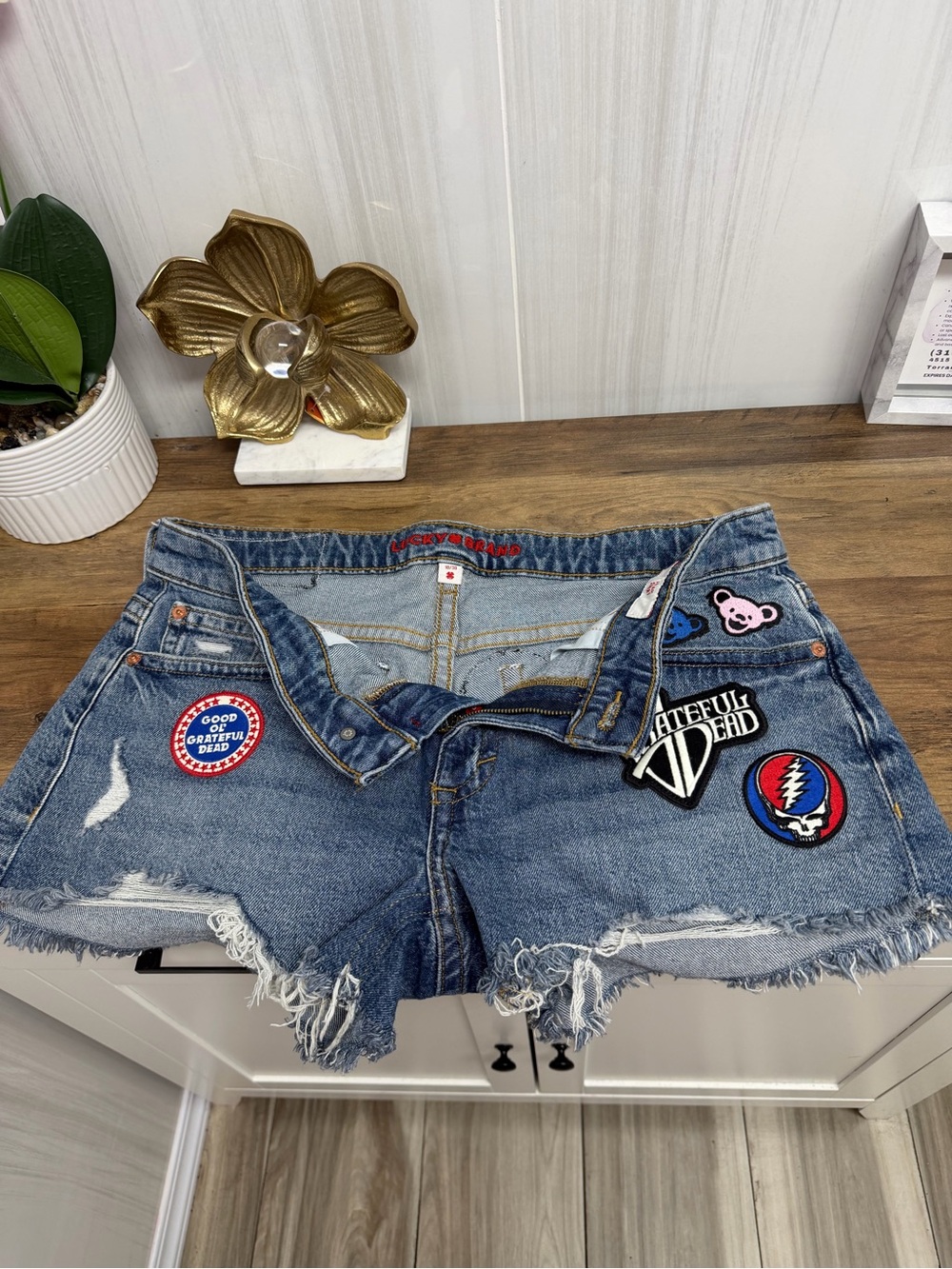 Lucky Brand Blue Distressed Denim Shorts with Patches - Picture 2 of 5